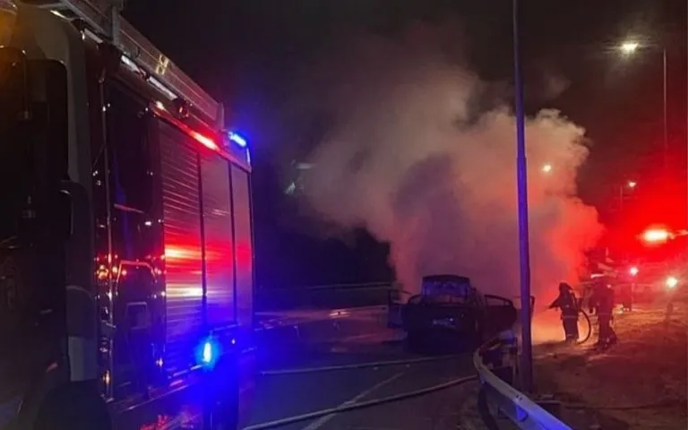 Patrulla-de-Carabineros-se-incendio-tras-persecucion-entre-Hijuelas-y-La-Calera-1-768x480
